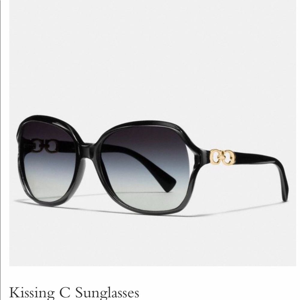 NWT Coach Kissing C Sunglasses in Black